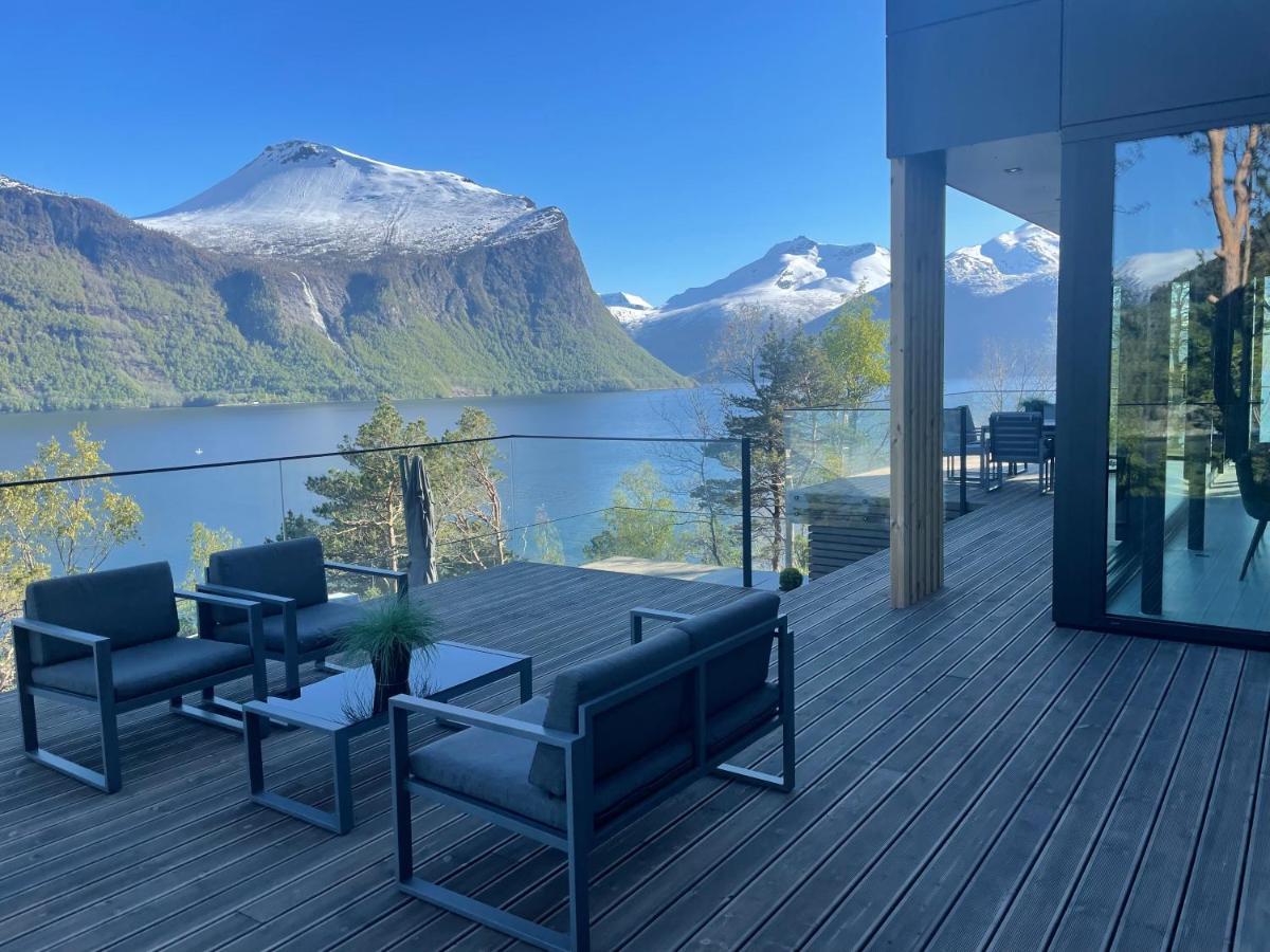 Villa Kristina / Andalsnes Torvik Esterno foto